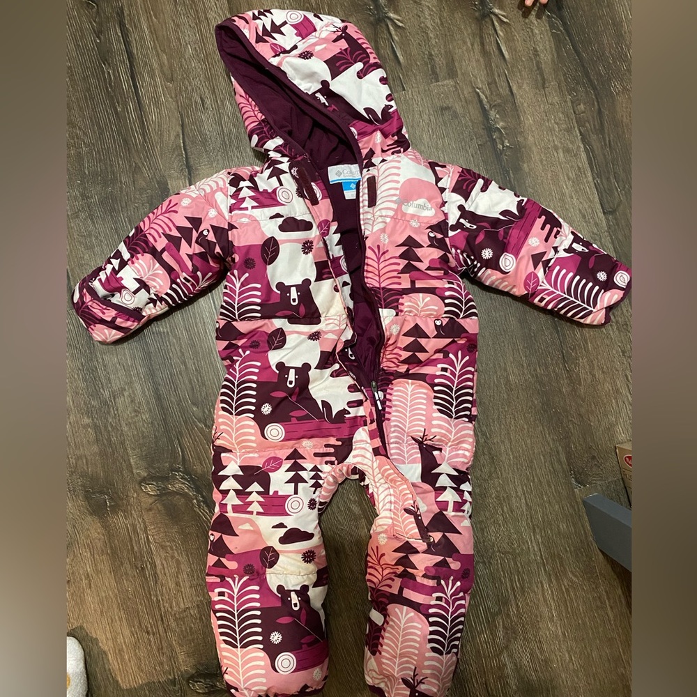18-24 month Columbia snuggle bunny snowsuit. Great condition just needs washing.